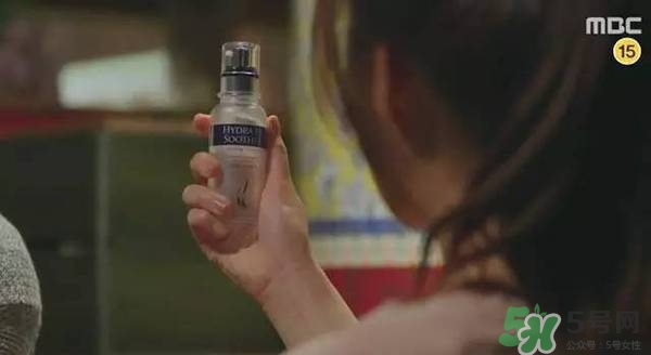 ahc神仙水和b5水区别 ahc神仙水和ahc b5玻尿酸精华哪个好?